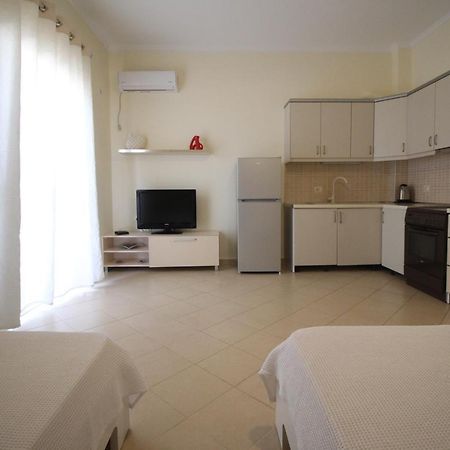 Sunset Apartments Berdenesh Sarande Exterior photo