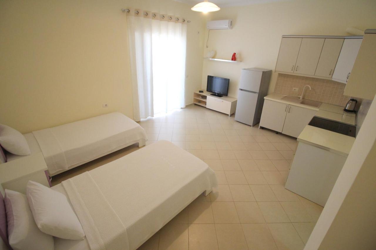 Sunset Apartments Berdenesh Sarande Exterior photo